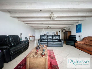  Maison � vendre 4 pi�ces 338 m�