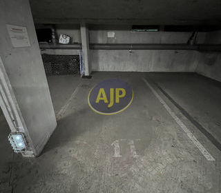  Parking / Garage � vendre 