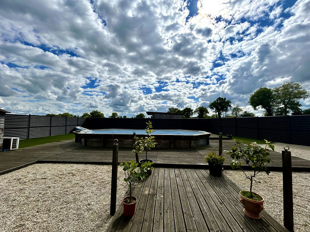 � vendre  Villa Ch�teau-Gontier (53200)