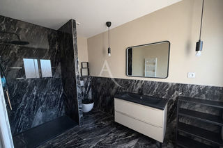  Maison � vendre 7 pi�ces 195 m�