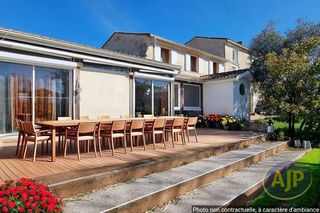  Maison � vendre 10 pi�ces 350 m�