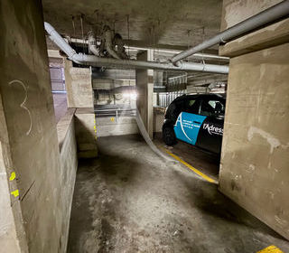  Parking / Garage � vendre 
