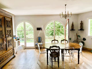  Maison � vendre 15 + pi�ces 350 m�