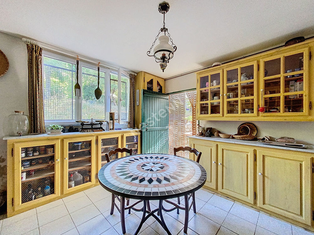� vendre  Maison Sisteron (04200)