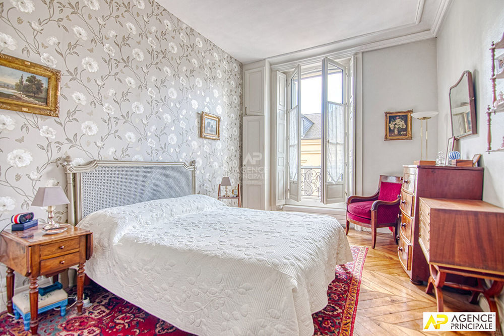� vendre  Appartement Versailles (78000)