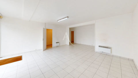 Local commercial PALAISEAU 3 pi&egrave;ces 57m&sup2; 129000 91120 Palaiseau