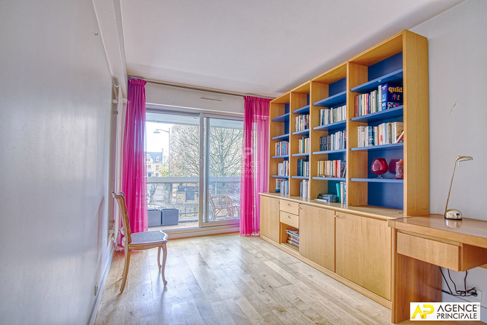 � vendre  Appartement Versailles (78000)