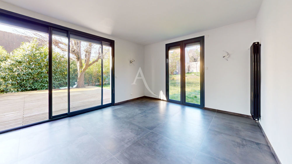 � vendre  Maison Le Mesnil-le-Roi (78600)