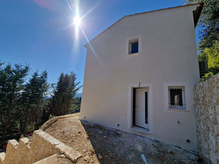  Maison 4 pi�ces 100 m� La roquette sur var