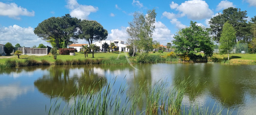 � vendre  Maison Saint-R�v�rend (85220)