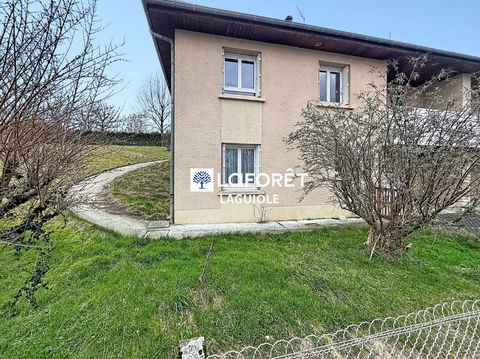   Maison Mur De Barrez 4 pi�ce(s) 122 m2 Maison - 4 pi�ce(s) - 122 m�