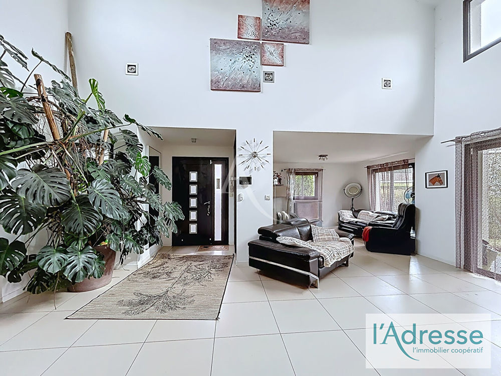 � vendre  Maison Castelginest (31780)