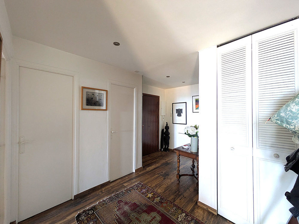 � vendre  Appartement Cagnes-sur-Mer (06800)