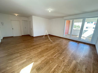  Appartement � louer 4 pi�ces 94 m�