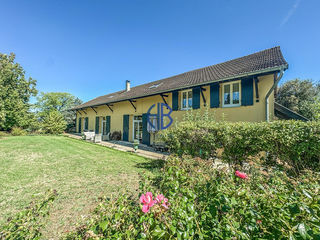  Maison � vendre 9 pi�ces 318 m�