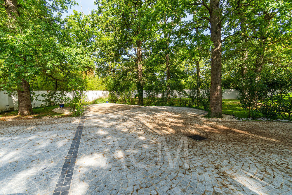 � vendre  Maison Le Mesnil-le-Roi (78600)