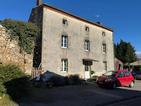   HAUTE VIENNE - Proche Chateauponsac -  SYMPATIQUE MAISON DE CAMPAGNE ind�pendante sur grand terrain de 5332m� avec divers abris. Maison - 6 pi�ce(s) - 152 m�