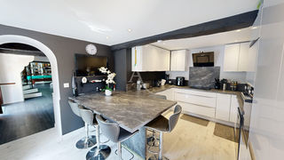  Maison � vendre 7 pi�ces 195 m�