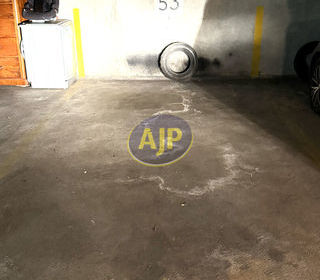  Parking / Garage � vendre 