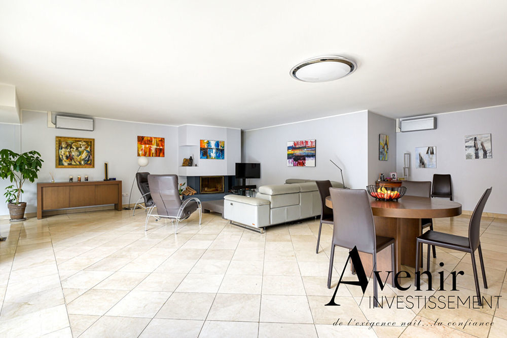 � vendre  Maison Collonges-au-Mont-d'Or (69660)