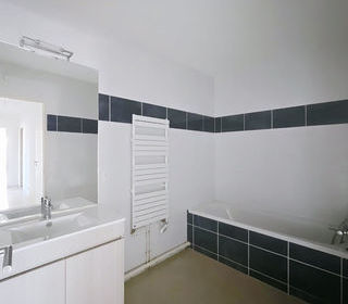  Appartement � vendre 4 pi�ces 83 m�