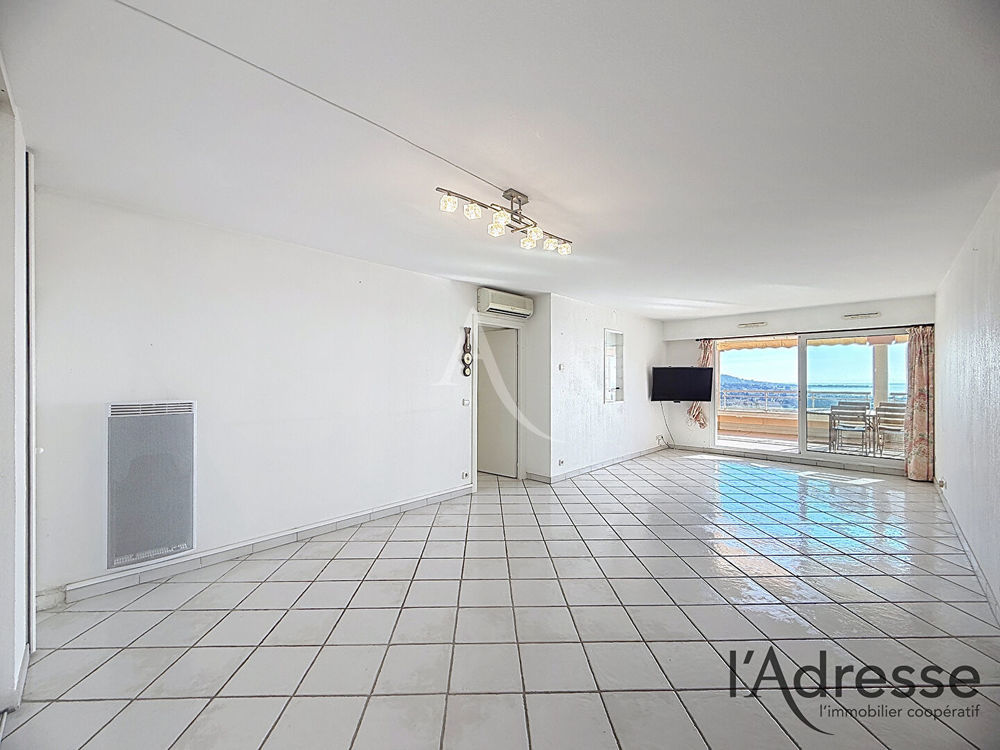 � vendre  Appartement Mandelieu-la-Napoule (06210)