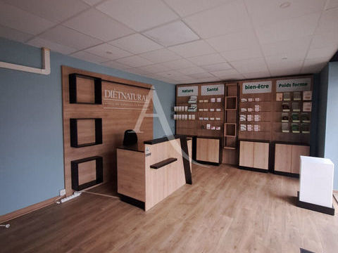 Local commercial Chelles 2 pi&egrave;ce(s) 49 m2 1412 77500 Chelles