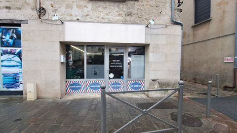 Local commercial 65000 95260 Beaumont sur oise