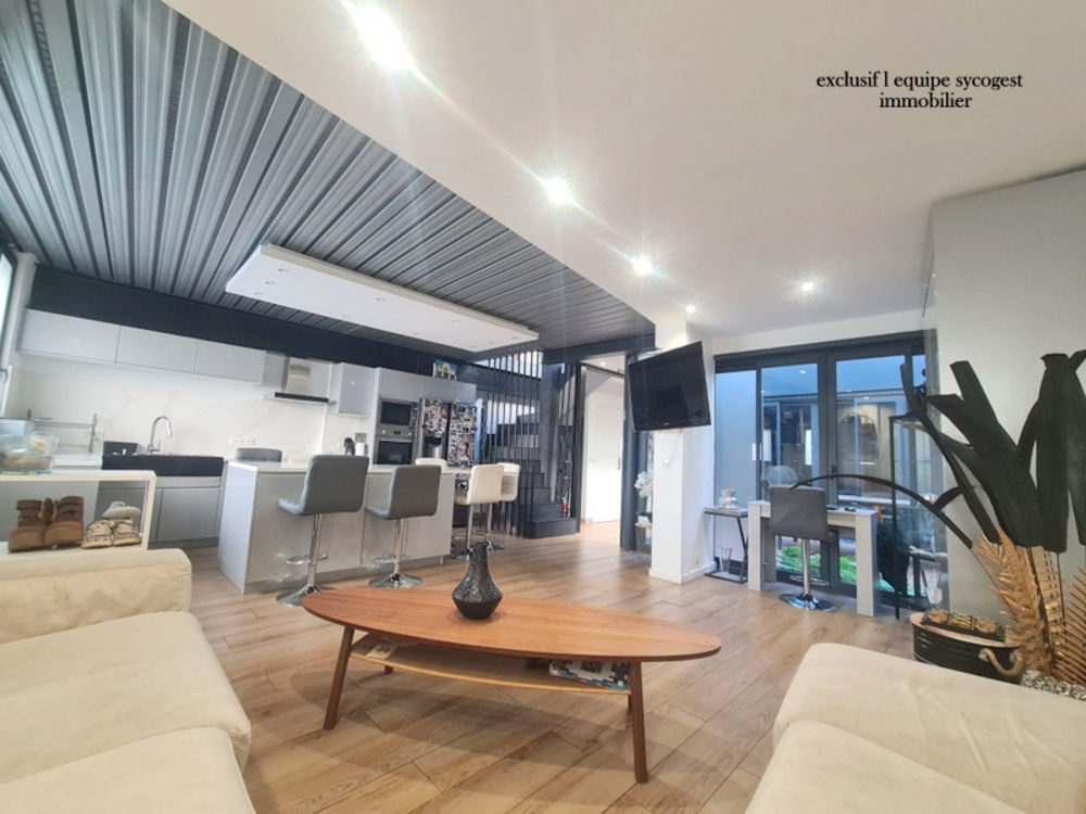 � vendre  Maison Les Lilas (93260)