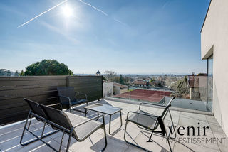  Maison � vendre 8 pi�ces 322 m�