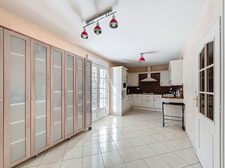  Maison � vendre 8 pi�ces 232 m�