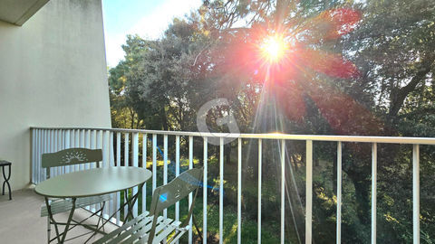   APPARTEMENT 2 PIECES - ENVIRON 50M� -� VENDRE- PROCHE CENTRE JARD SUR MER Appartement - 2 pi�ce(s) - 50 m�