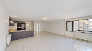  Appartement � louer 4 pi�ces 121 m�