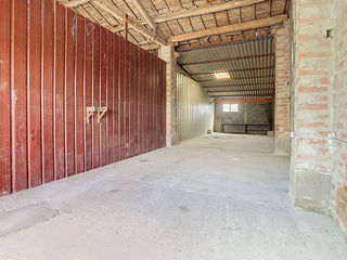  Parking / Garage � louer 100 m�