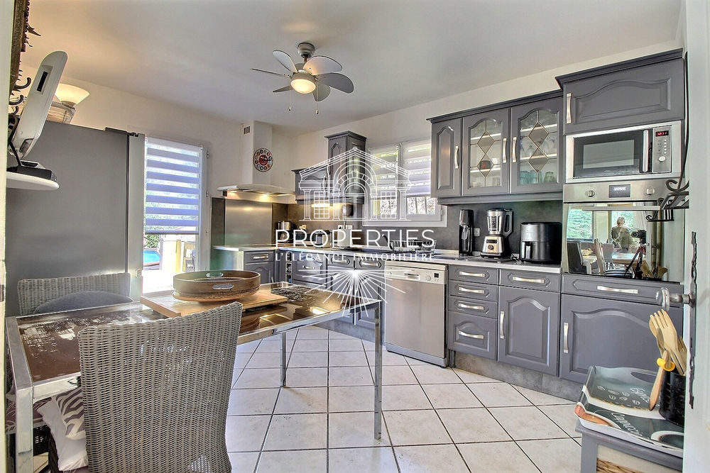 � vendre  Maison Le Lavandou (83980)