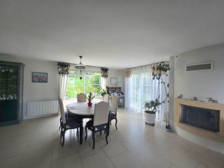  Maison � vendre 8 pi�ces 218 m�