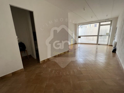 Vaunage Caveirac local professionnel de 25m2 avec coin sanitaire 397 30820 Caveirac