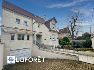  Maison � vendre 10 pi�ces 225 m�