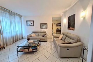  Maison � vendre 10 pi�ces 230 m�