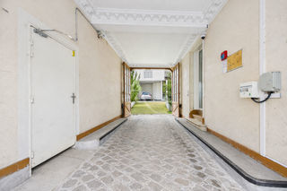  Immeuble � vendre 425 m�