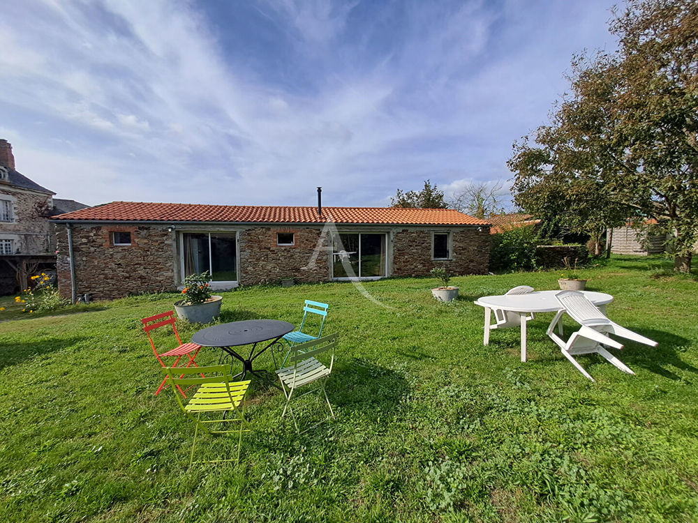 � vendre  Villa Vue (44640)