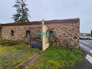  Remise / Grange � vendre 1 pi�ce 60 m�