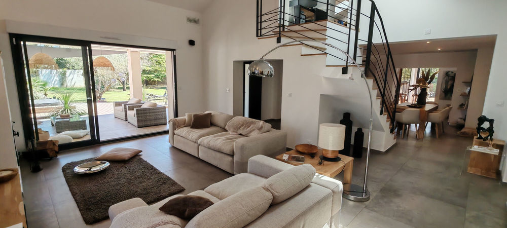 � vendre  Maison Mont�limar (26200)