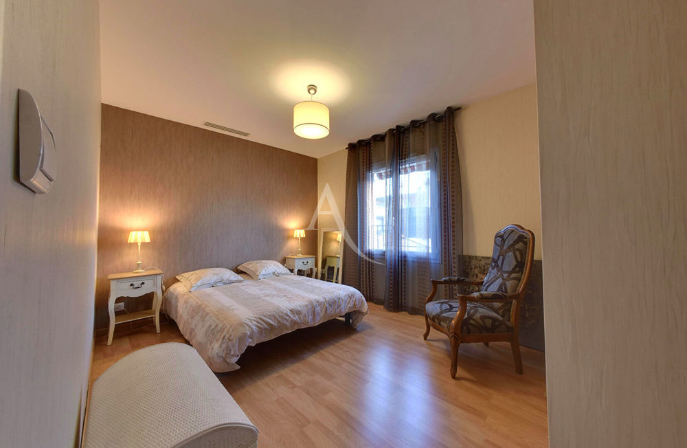 � vendre  Maison Chevry-Cossigny (77173)