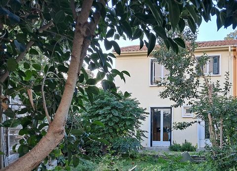   Maison Prades 5 pi�ce(s) 88 m2 Maison - 5 pi�ce(s) - 88 m�