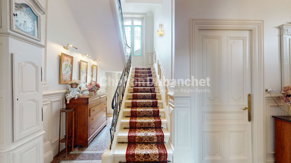 � vendre  Villa Roanne (42300)