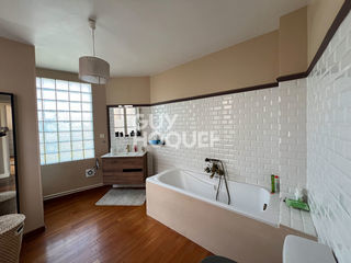  Maison � vendre 7 pi�ces 200 m�