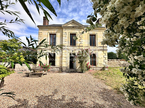   Vente ancien presbyt�re en pierre de Loire avec une maison d'amis � Tr�het (41800) Maison - 7 pi�ce(s) - 138 m�