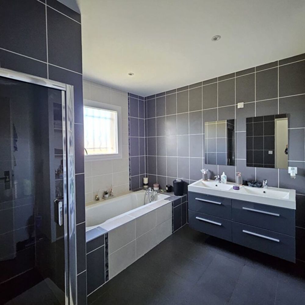 � vendre  Maison Montboucher-sur-Jabron (26740)