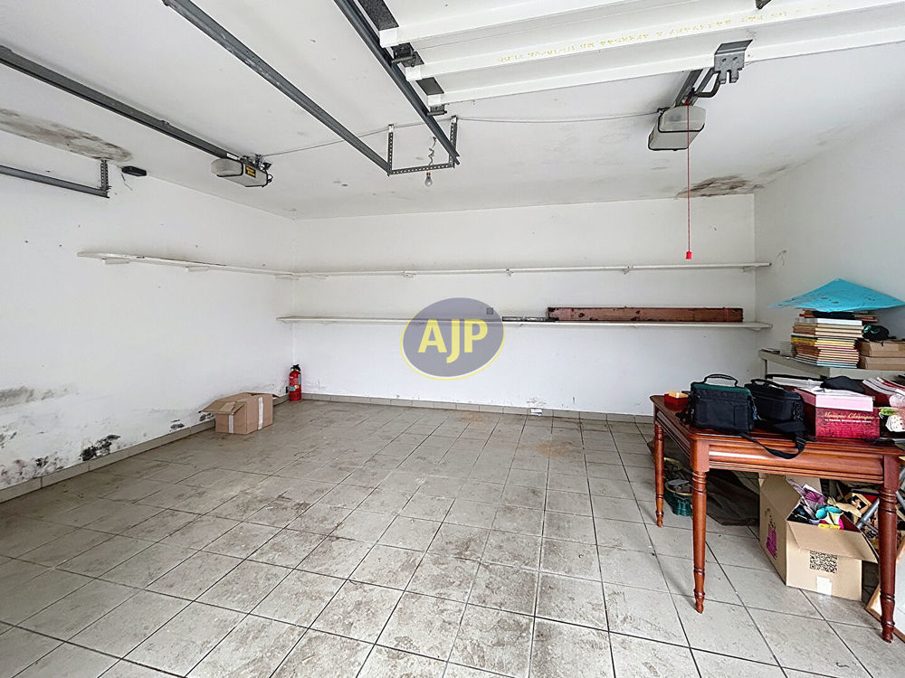 � vendre  Maison M�rignac (33700)